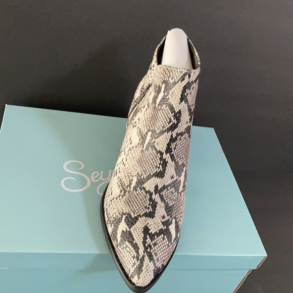 Seychelles Chaparral Python ankle boots - Picture 7 of 7
